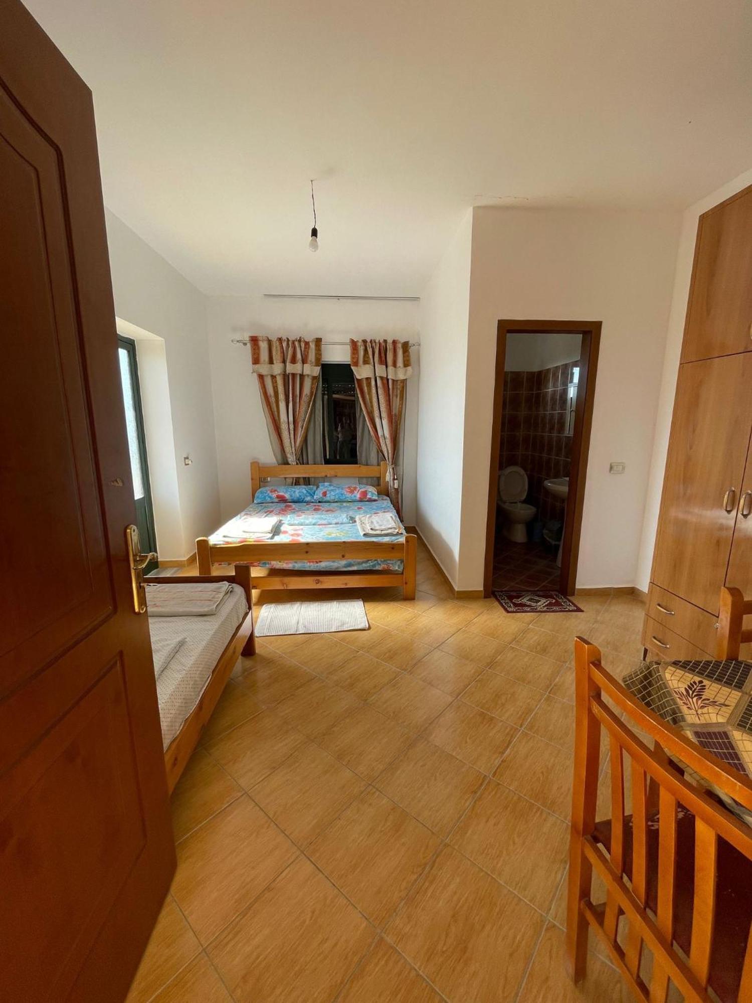Hotel Bora Gostime Luaran gambar
